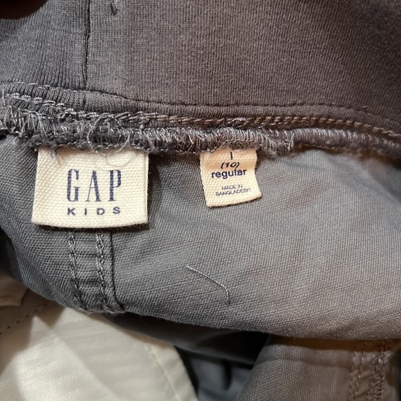 Gap kids boys pull on Batman grey shorts size large (10) NWT. - Picture 5 of 5